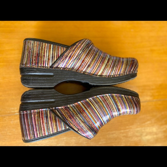 Dansko Clogs Size EU 39 US 8.5 - Picture 3 of 3